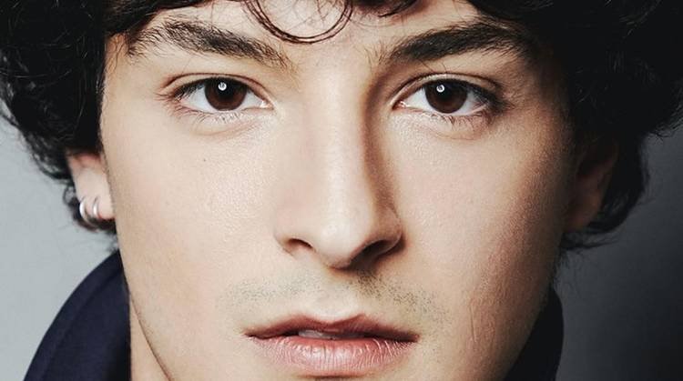 Jornalista rebate avalia��o sobre Pedro Waddington no remake de 