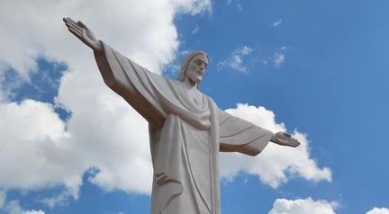 Gigantes de Minas: 5 est�tuas e monumentos para conhecer perto de BH