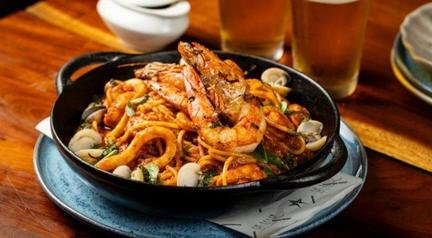 Deu praia em BH: casas apostam em clima litor�neo no ambiente e no card�pio