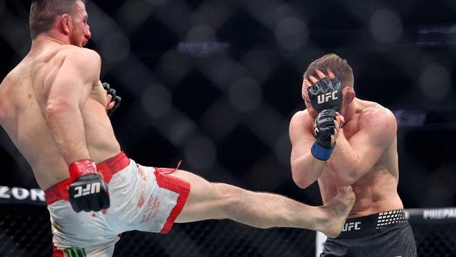 Ex-campe�o do UFC ignora m�dico e adia cirurgia por 20 anos: 'Nariz torto'