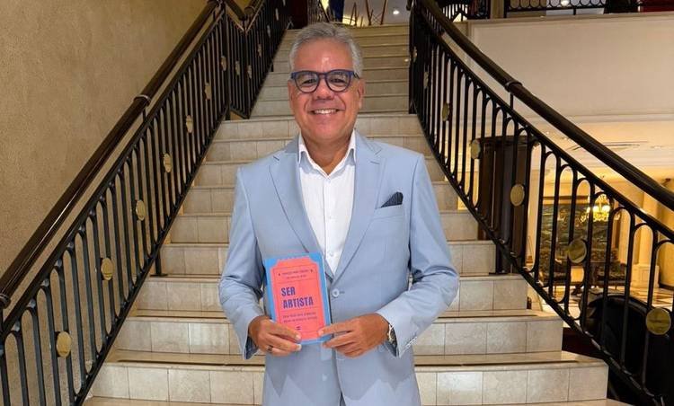 Marcus Montenegro resgata mem�rias no Festival de Curitiba e inicia biografia