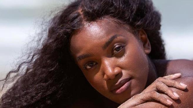 Iza recebe coment�rio picante de ator e levanta rumores de novo romance