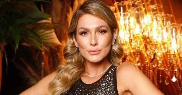 Lívia Andrade conta que não estava feliz: 'Ganhava salário alto para não fazer nada' - Vimarsana News