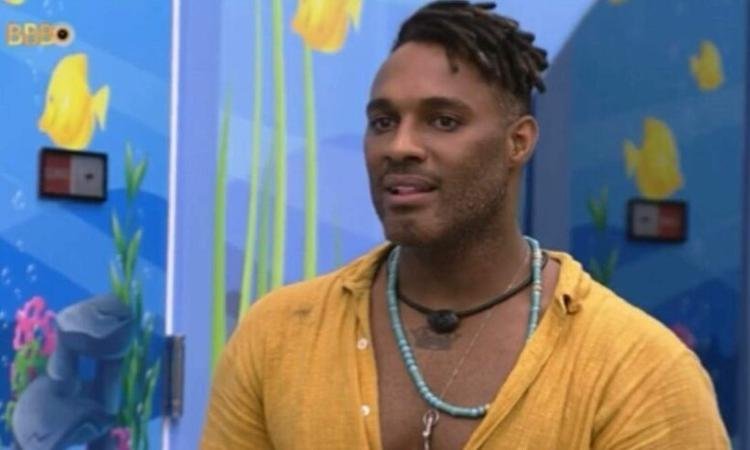 No BBB 23, Fred Nic�cio revela invas�o em Bras�lia