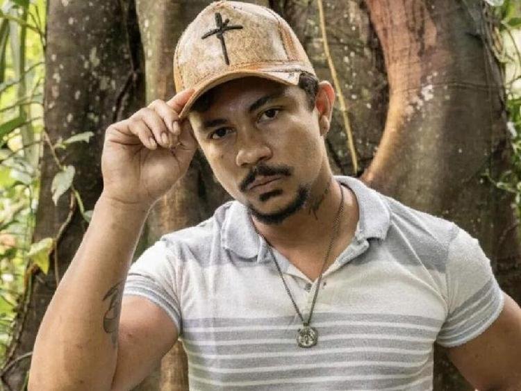 Xam ser Damio em Renascer