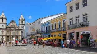 Turista � presa por inj�ria racial na Bahia e pede para ver um delegado branco