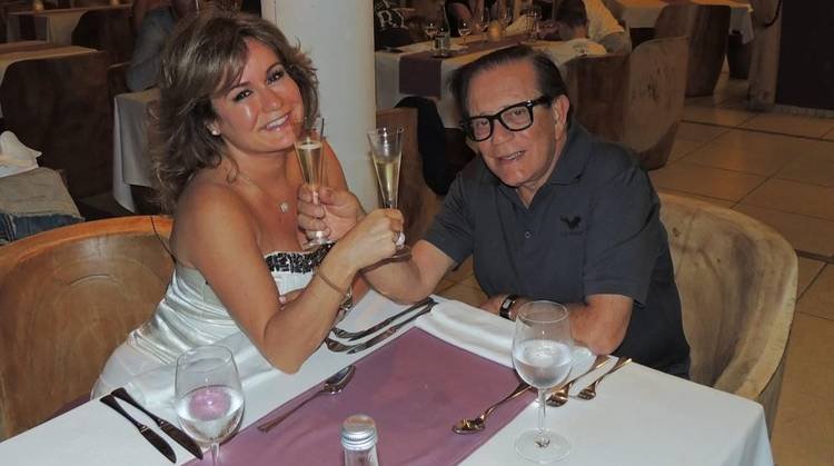 Internautas invadem o Instagram da ex-atriz e psic�loga para cobrar explica��es sobre suspeita de desvio de R$42 milh�es do ex-marido que morreu h� tr�s anos