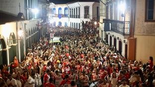 Flagrantes do Carnaval 2026 em Ouro Preto " Sinh� Ol�mpia quem � voc�?"