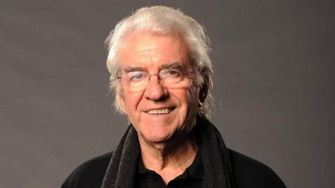 Vel�rio de Juca de Oliveira re�ne artistas e familiares em S�o Paulo