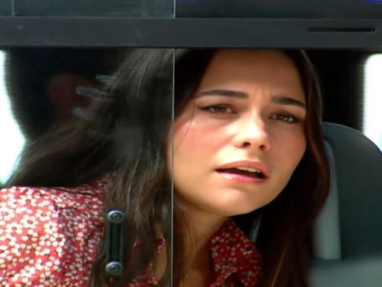 Alessandra Negrini como Paula em Para�so Tropical