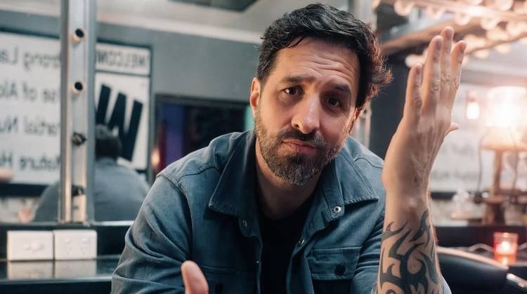 Sem conquistar o p�blico, reality � alvo de piada at� nos EUA, onde o humorista fez gra�a com a edi��o no X