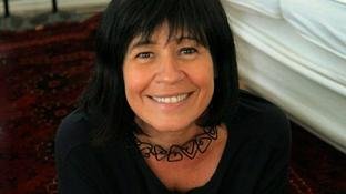 Thelma Guedes � cotada para escrever futura novela das sete na Globo