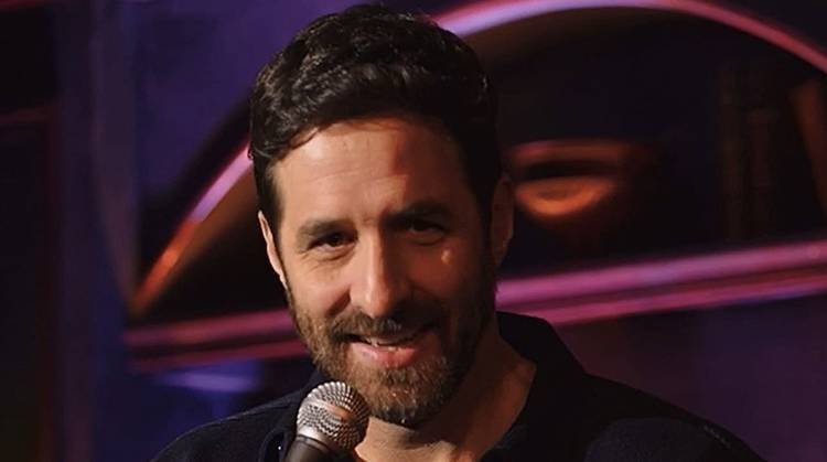 Sem conquistar o p�blico, reality show da Globo � alvo de piada at� nos EUA, onde o humorista fez gra�a com a edi��o no X