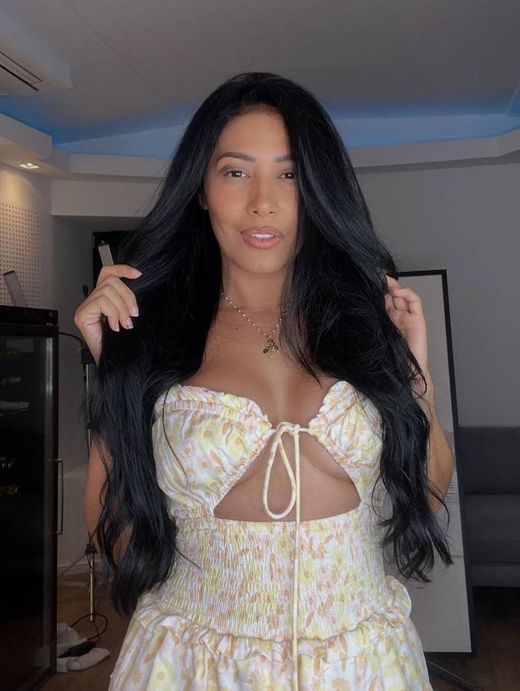 Simaria longe da m�sica: por que a cantora ainda n�o voltou aos palcos

