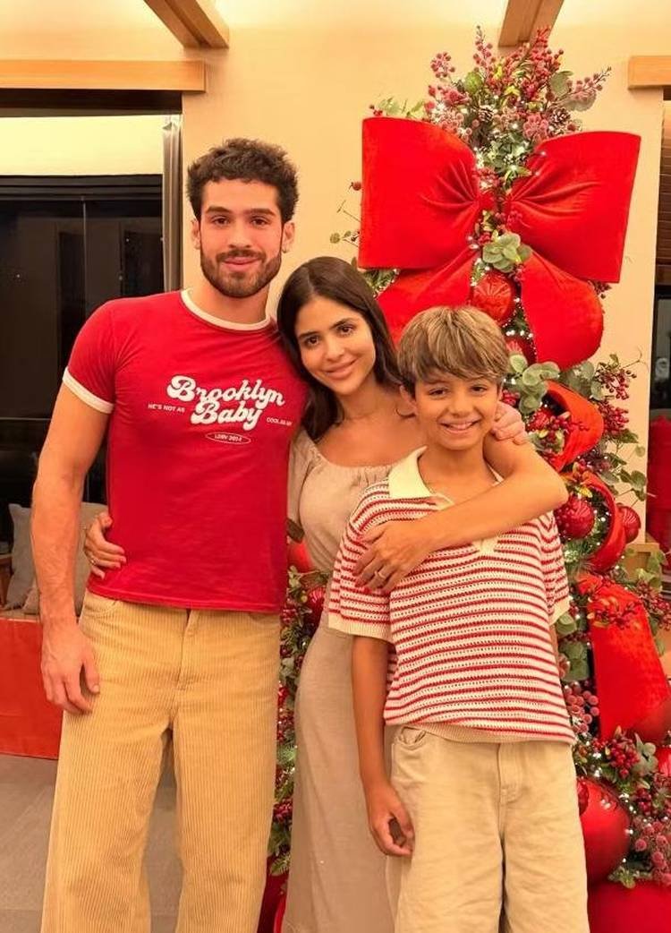 Jo�o Guilherme e fam�lia no Natal 2025