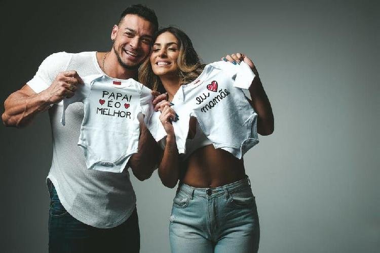 Felipe Franco e Ina� Barros