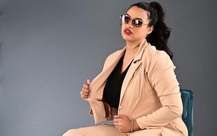 Em entrevista ao site, ela contou que as expectativas com o atual projeto est�o altas e espera estourar em todo o pa�s: 