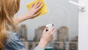 Vidro sem manchas: a t�cnica que voc� n�o conhecia para limpar certo