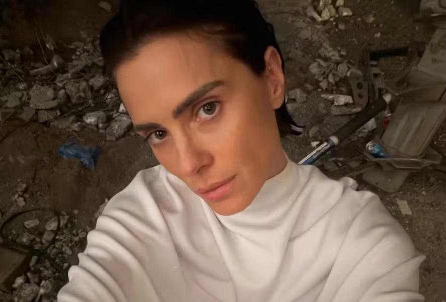 Carolina Dieckmmann recorda fenômeno sobrenatural em gravação
