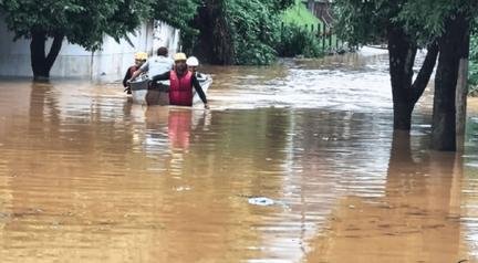 Zona da Mata: chuva fecha escolas e Farmacinha p�blica em Astolfo Dutra