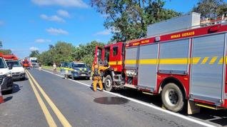 Trag�dia na BR-251: �nibus tomba e deixa mortos e feridos