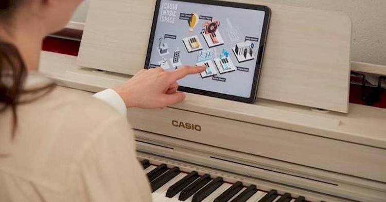 Casio lan�a no Brasil piano em cor 'Grey Beige' apostando no ritual de bem-estar