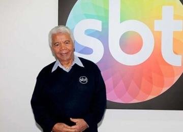 Roque, do SBT, tem morte anunciada aos 89 anos e esposa desmente notícia