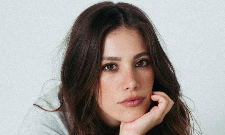 Caroline Dallarosa abre o jogo sobre paix�o por arqueologia e literatura; confira