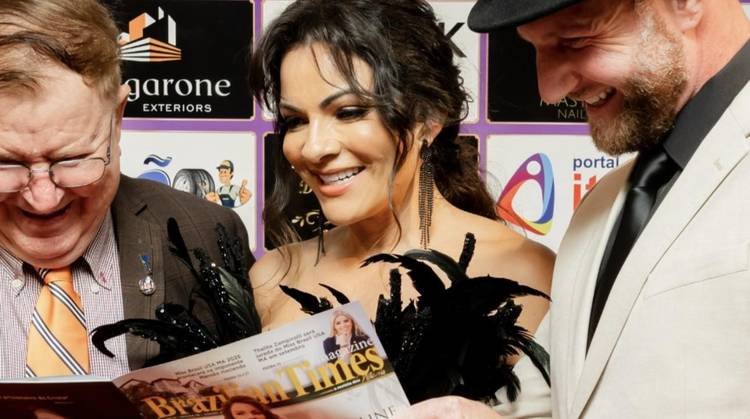 Celebra��o hist�rica reuniu personalidades 