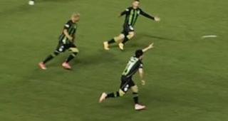 Am�rica estreia goleando em casa