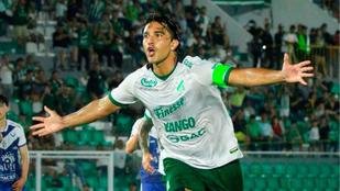 'A culpa � dele': Marcelo Moreno marca dois gols e dispara contra t�cnico  - foto: Divulga��o / Oriente Petrolero 