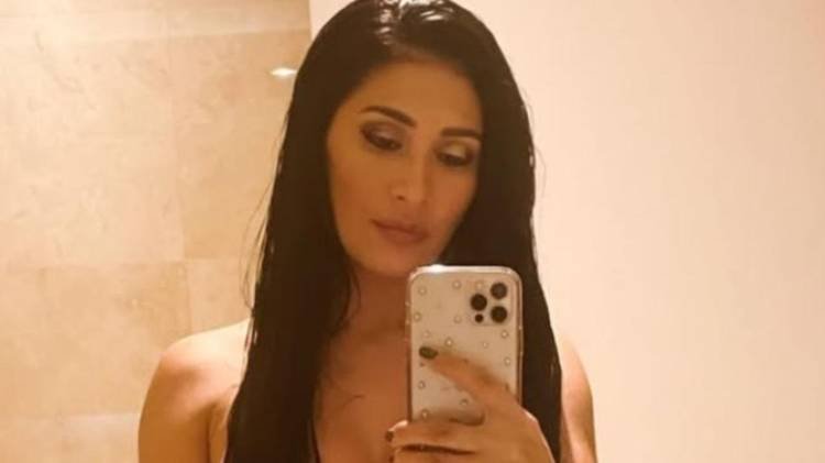 Cantora surpreendeu o p�blico com o clique nesta ter�a-feira (19)