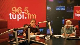 "Cheiro estranho no ar": Penido dispara sobre jogos pol�micos do Palmeiras