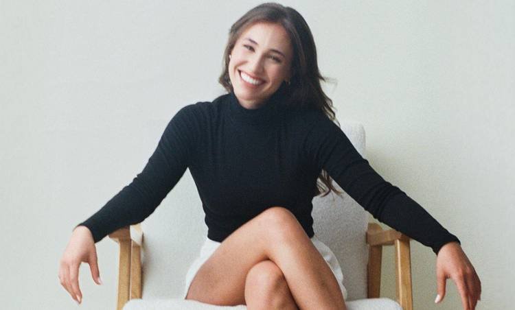 Julia Abad une os palcos de Nova York aos bastidores da indústria do teatro; veja
