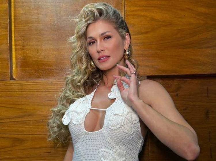 L�via Andrade Reprodu��o: Instagram