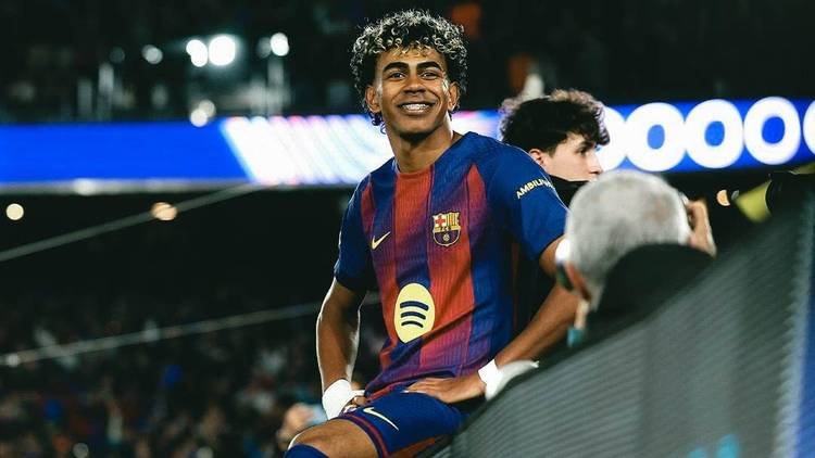 Foto de Yamal , jogador do Barcelona