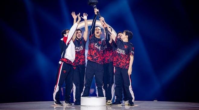 FaZe é bicampeã mundial de R6