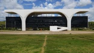 Entre Montanhas e Planilhas: o que os Dados da Comunica��o do Governo de Minas Revelam