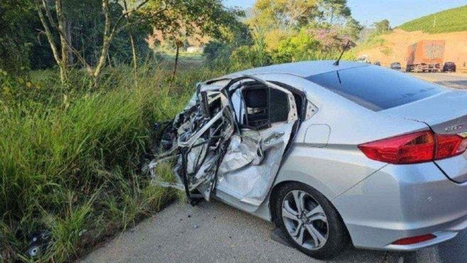 MG: motorista que viajava com a fam�lia morre em acidente na BR-262