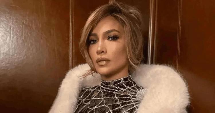 Jennifer Lopez diz que n�o tem contato com seus ex-namorados