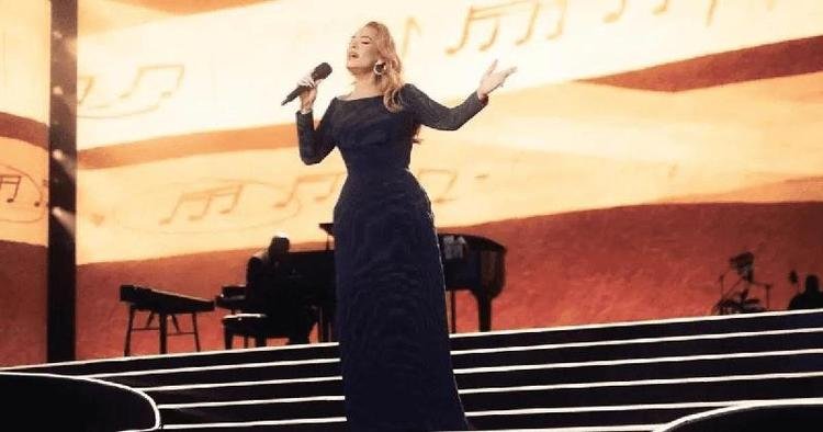 Adele agradece Celine Dion após surpresa em show em Las Vegas