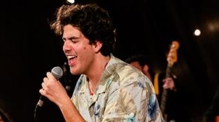 Can��es do �lbum de Al� invadem a r�dio e dominam as telonas; confira aqui!