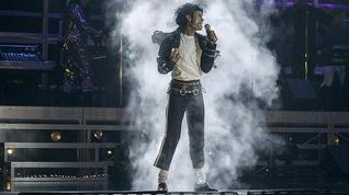 “Michael” acerta ao transformar espet�culo em emo��o