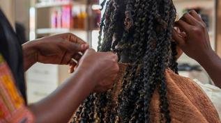 Cursos gratuitos em abril impulsionam renda de mulheres