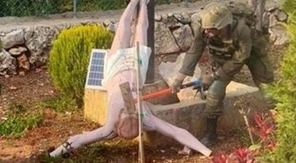 A revolta com soldado de Israel que vandalizou est�tua de Jesus no L�bano