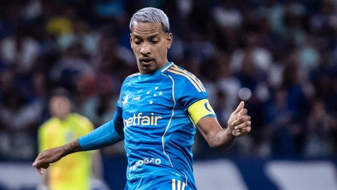 Matheus Pereira vai seguir no Cruzeiro? Dirigente diz como andam negocia��es