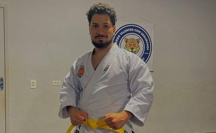 Bendev Junior troca c�digo por karat� e aposta em rotina mais saud�vel