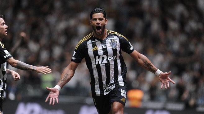 Atl�tico: Fluminense segue tentanto contratar Hulk, diz diretor