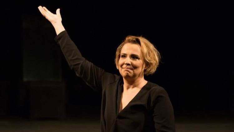 Ana Beatriz Nogueira 