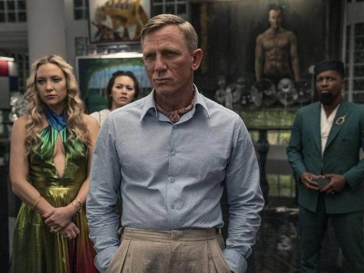 Diretor de Glass Onion explica por que Mona Lisa teve que ser destruída